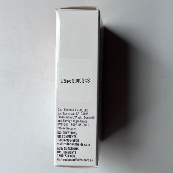 Rodan + Fields Reverse Dual Active Brightening Complex Step 3 Vitamin C Retinol - Picture 4 of 10